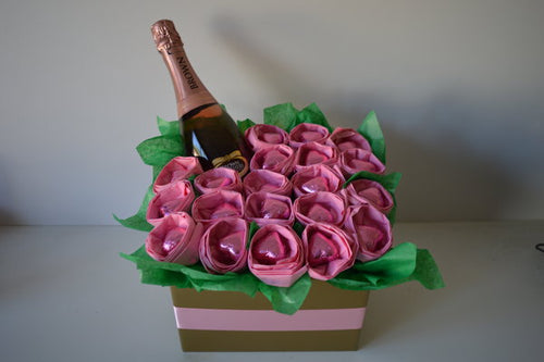 Chocolate Roses & Hearts Moscato Bouquet - Pink